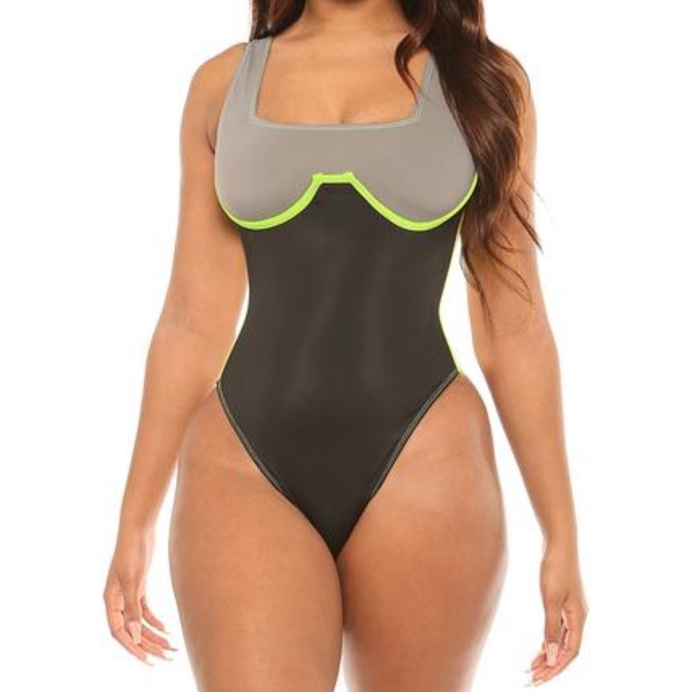 Shore thing -black